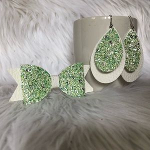Mommy and me bow and earring set